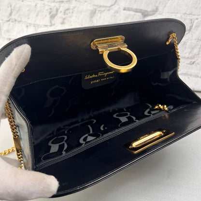 Ferragamo Black Shoulder Bags A-14419
