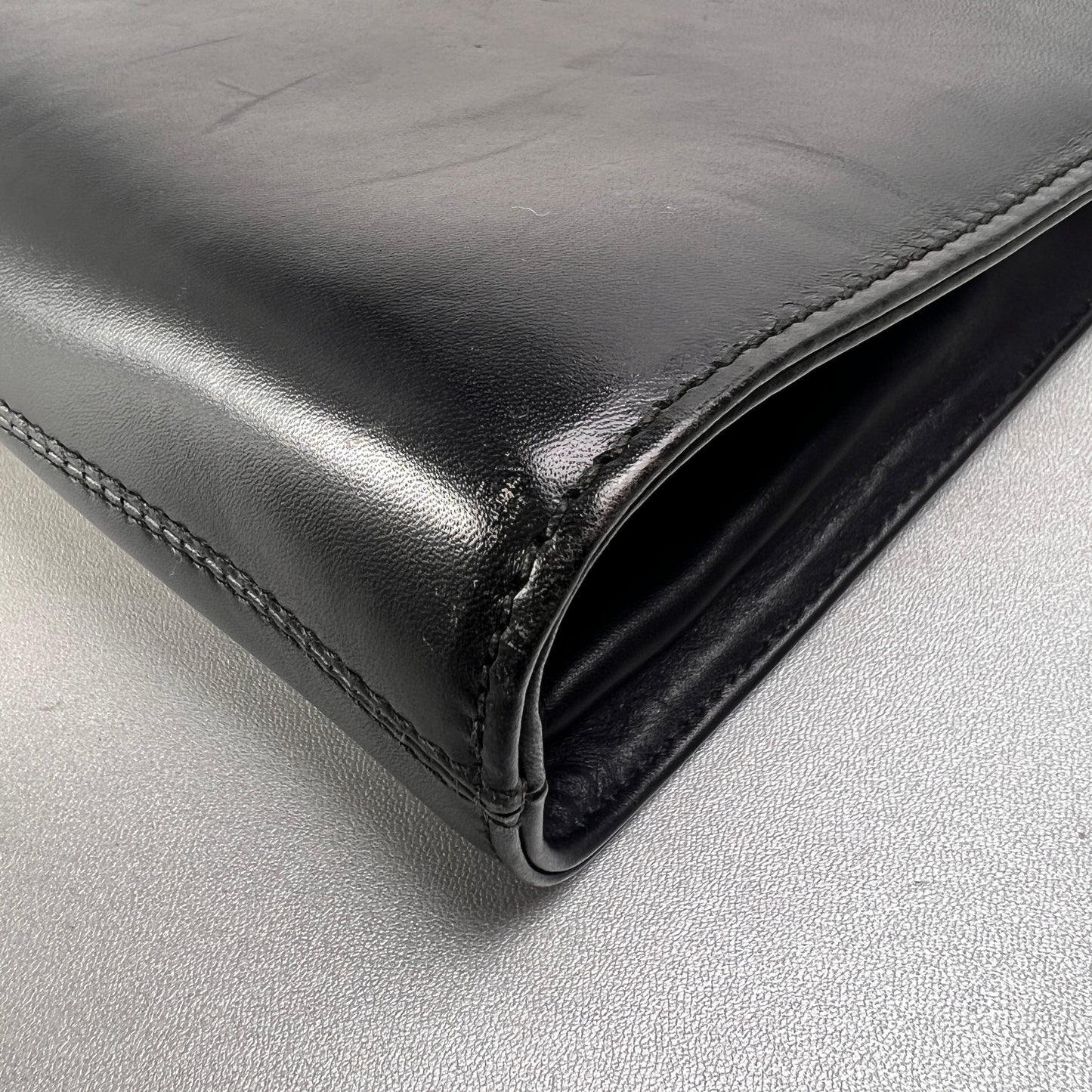 Ferragamo Black Shoulder Bags A-14419