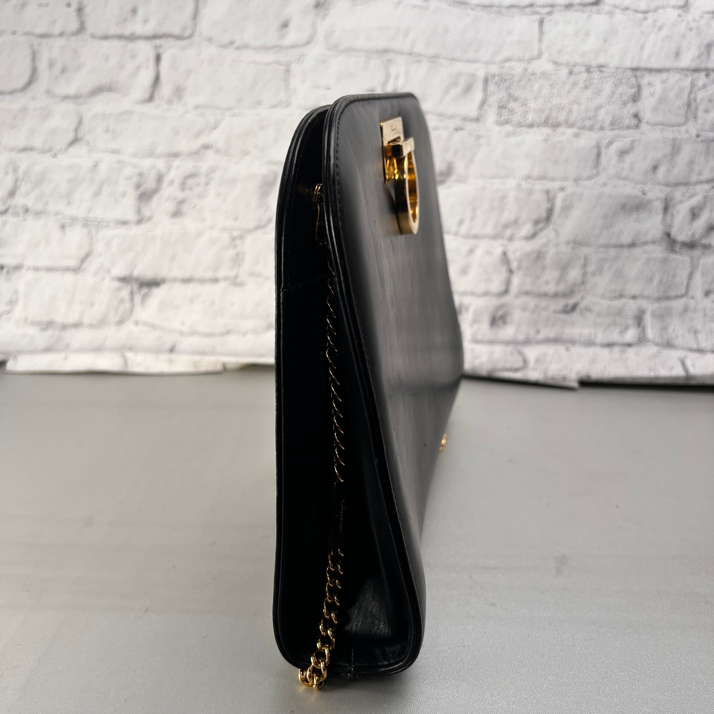 Ferragamo Black Shoulder Bags A-14419