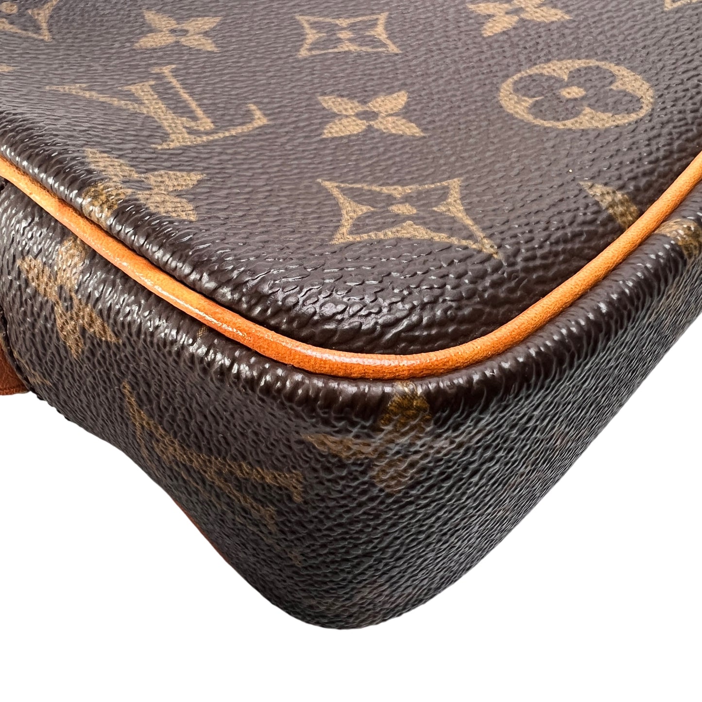 Louis Vuitton Brown Shoulder Bags A-14420