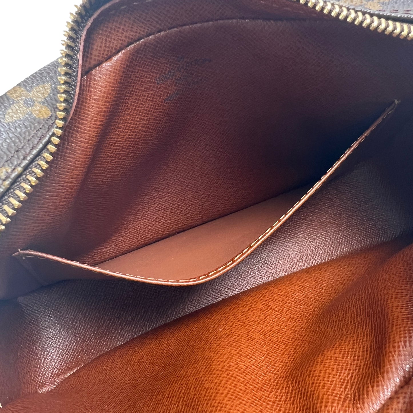 Louis Vuitton Brown Shoulder Bags A-14420
