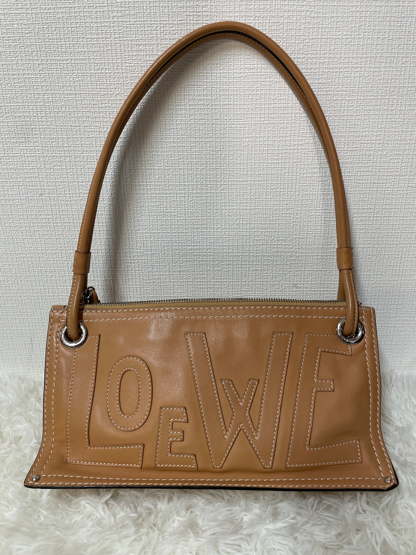 Loewe Beige Shoulder Bags A-14424