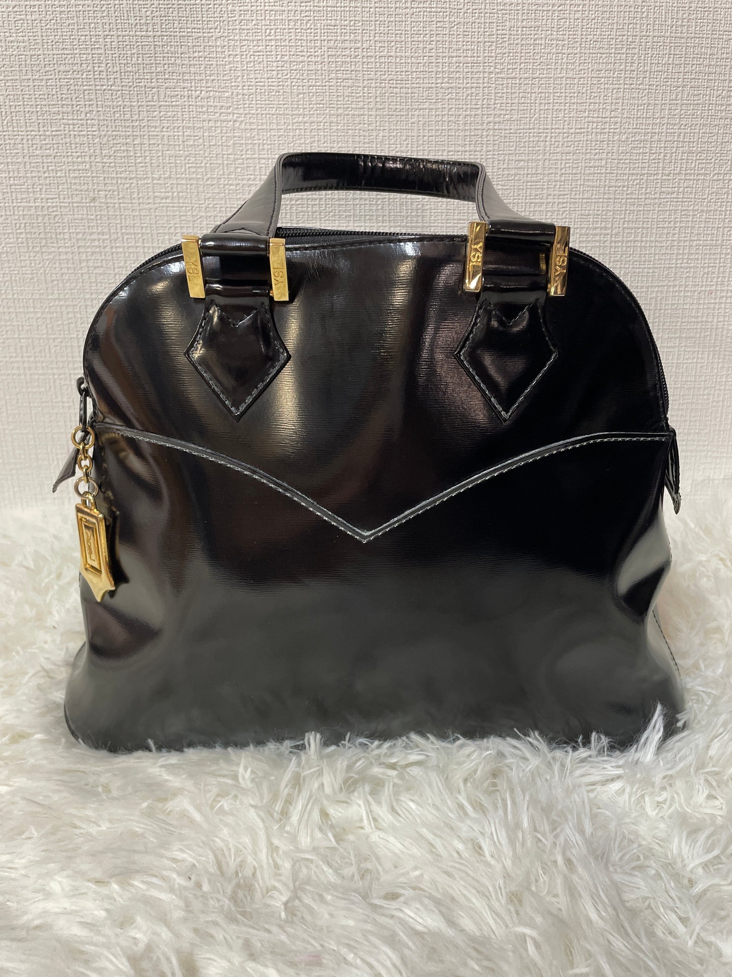 Saint Laurent Black Handle Bags A-14431