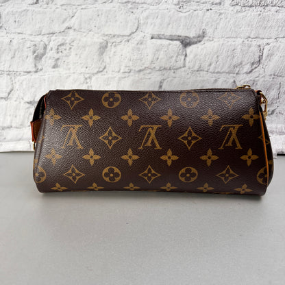 Louis Vuitton Brown Shoulder Bags A-14438
