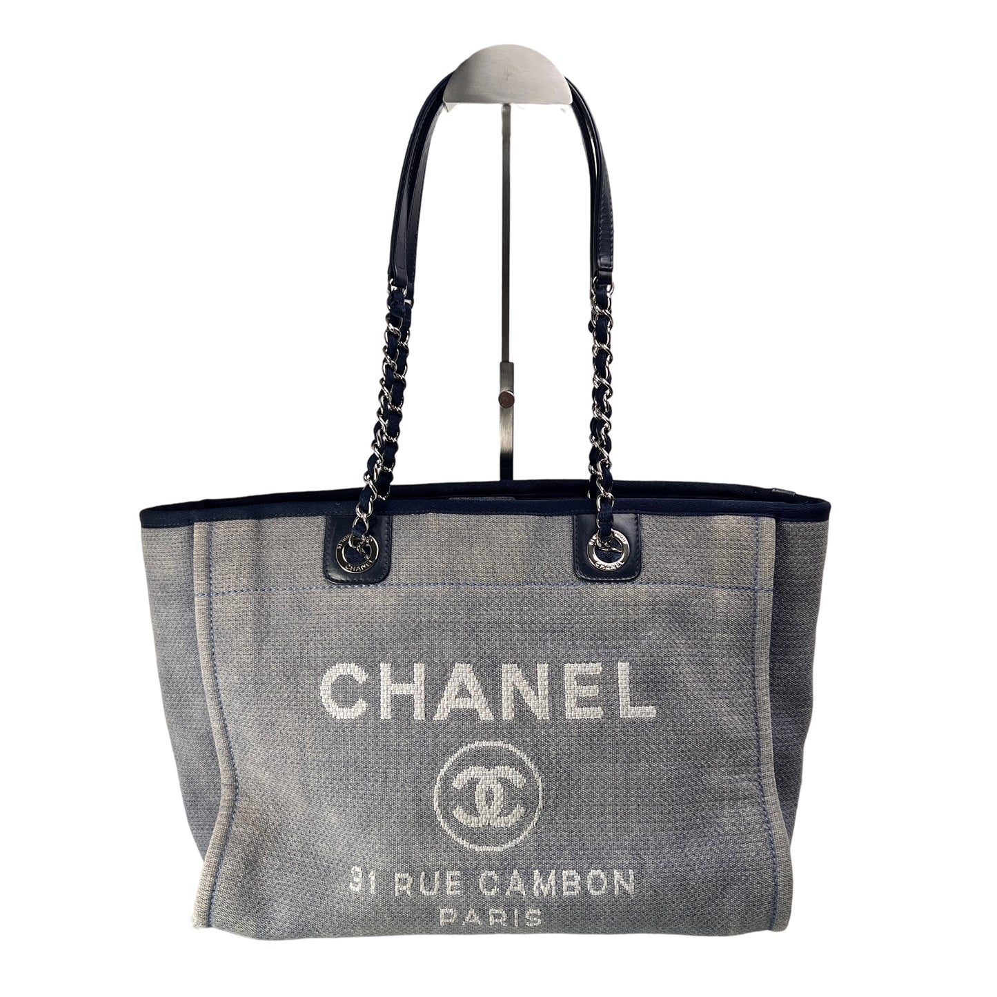 Chanel Gray Tote Bags A-14449