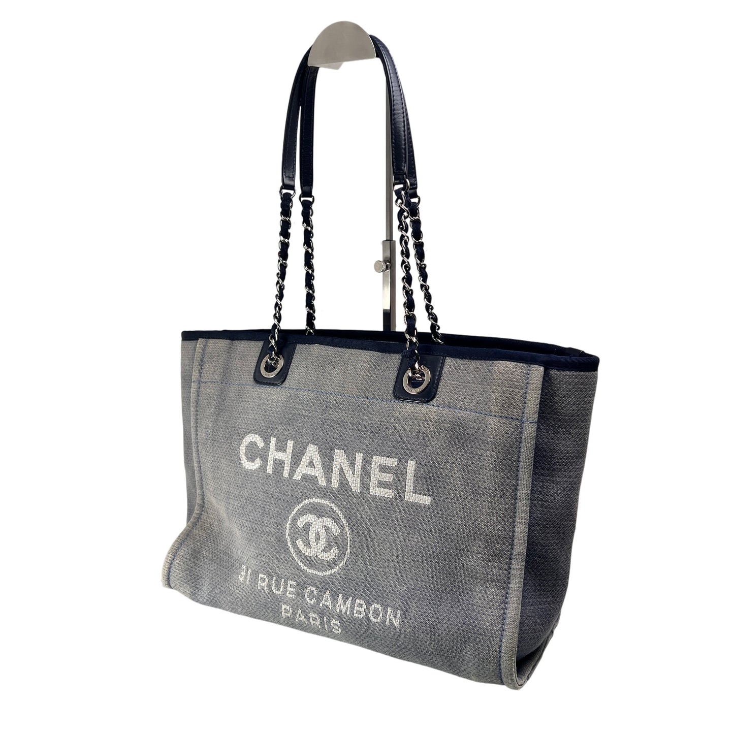 Chanel Gray Tote Bags A-14449