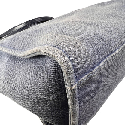 Chanel Gray Tote Bags A-14449