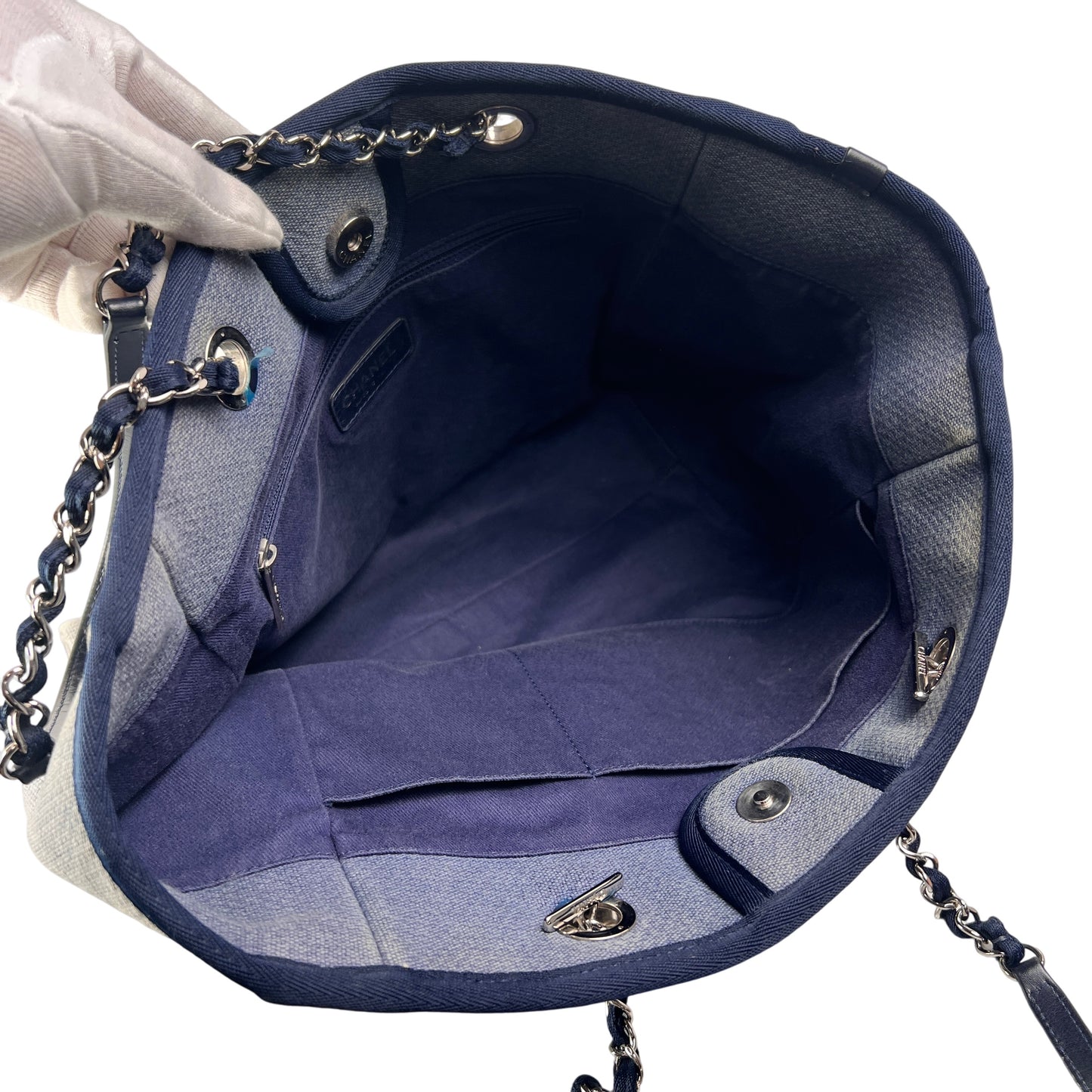 Chanel Gray Tote Bags A-14449