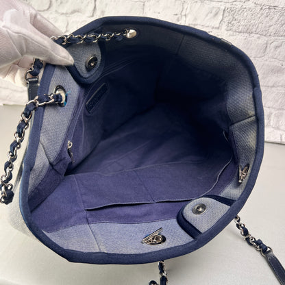 Chanel Gray Tote Bags A-14449