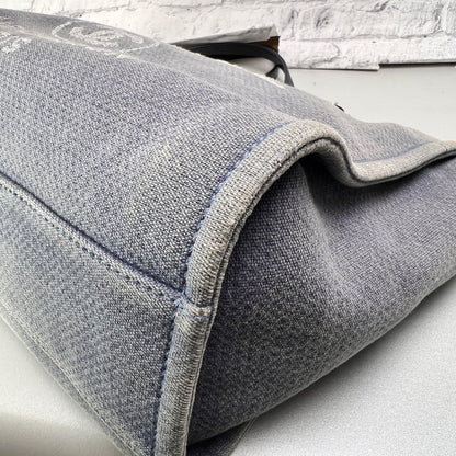Chanel Gray Tote Bags A-14449