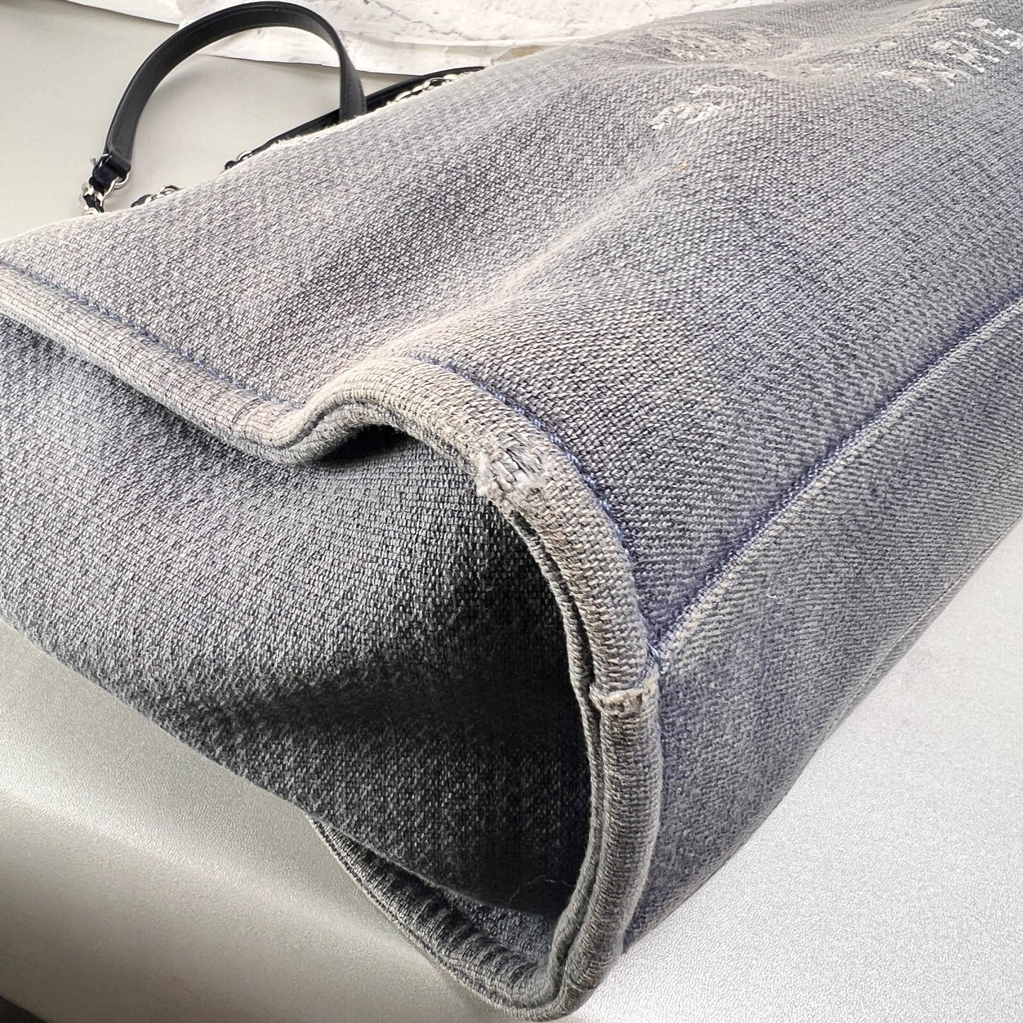 Chanel Gray Tote Bags A-14449