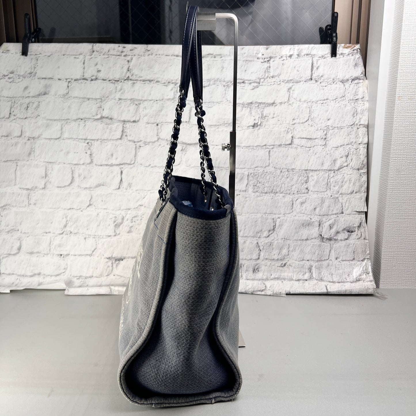 Chanel Gray Tote Bags A-14449