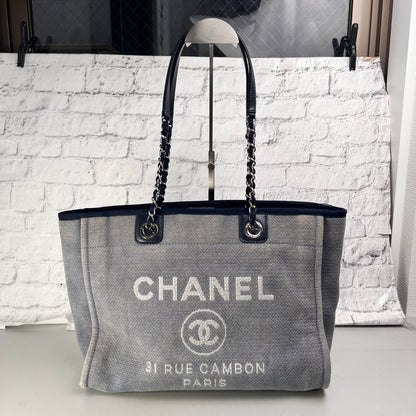 Chanel Gray Tote Bags A-14449