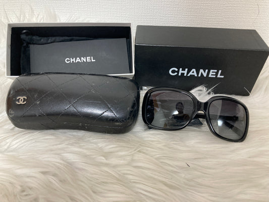 Chanel Black Sunglasses A-14463