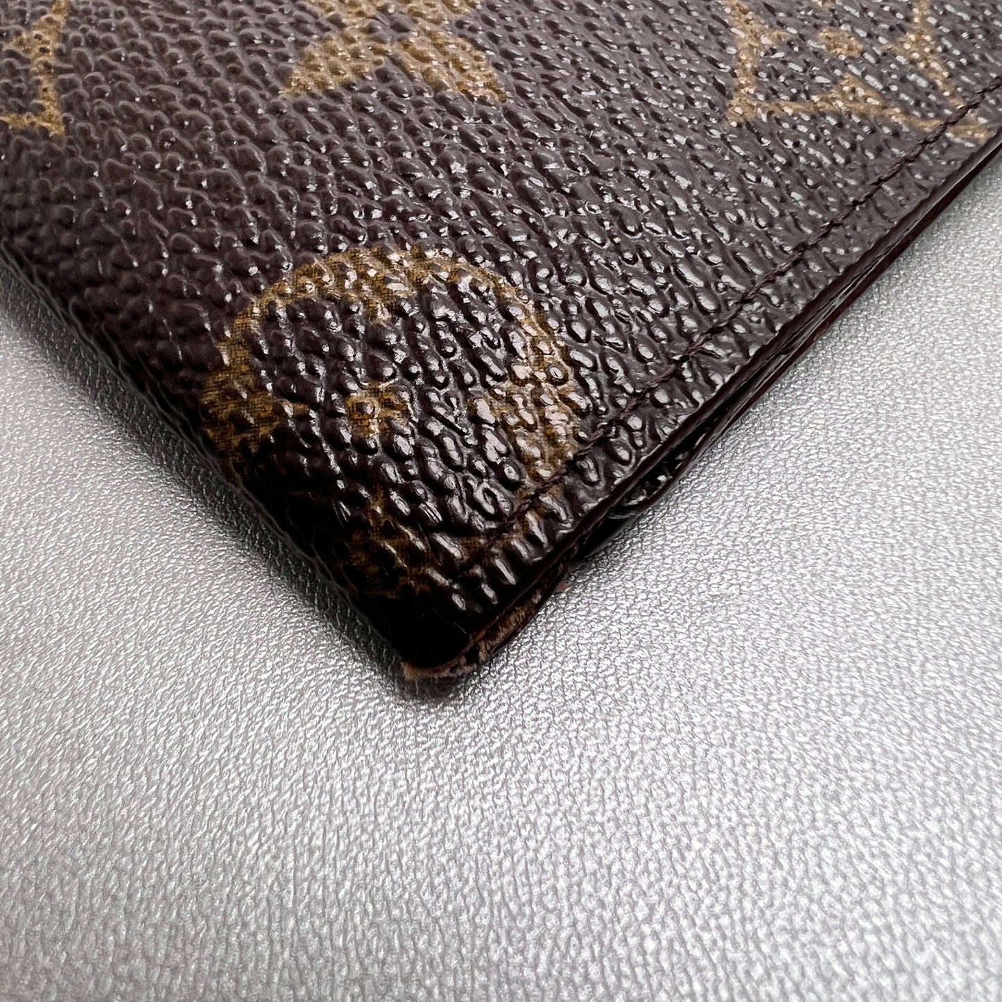 Louis Vuitton Brown Small goods A-14465