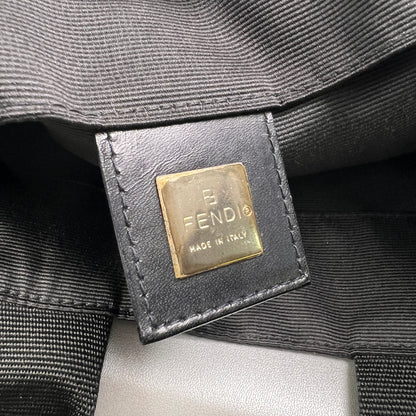 Fendi Black Handle Bags A-14564