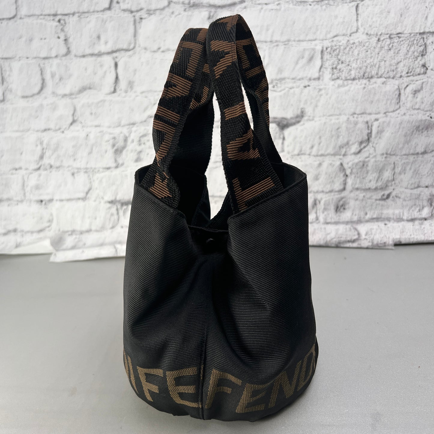 Fendi Black Handle Bags A-14564