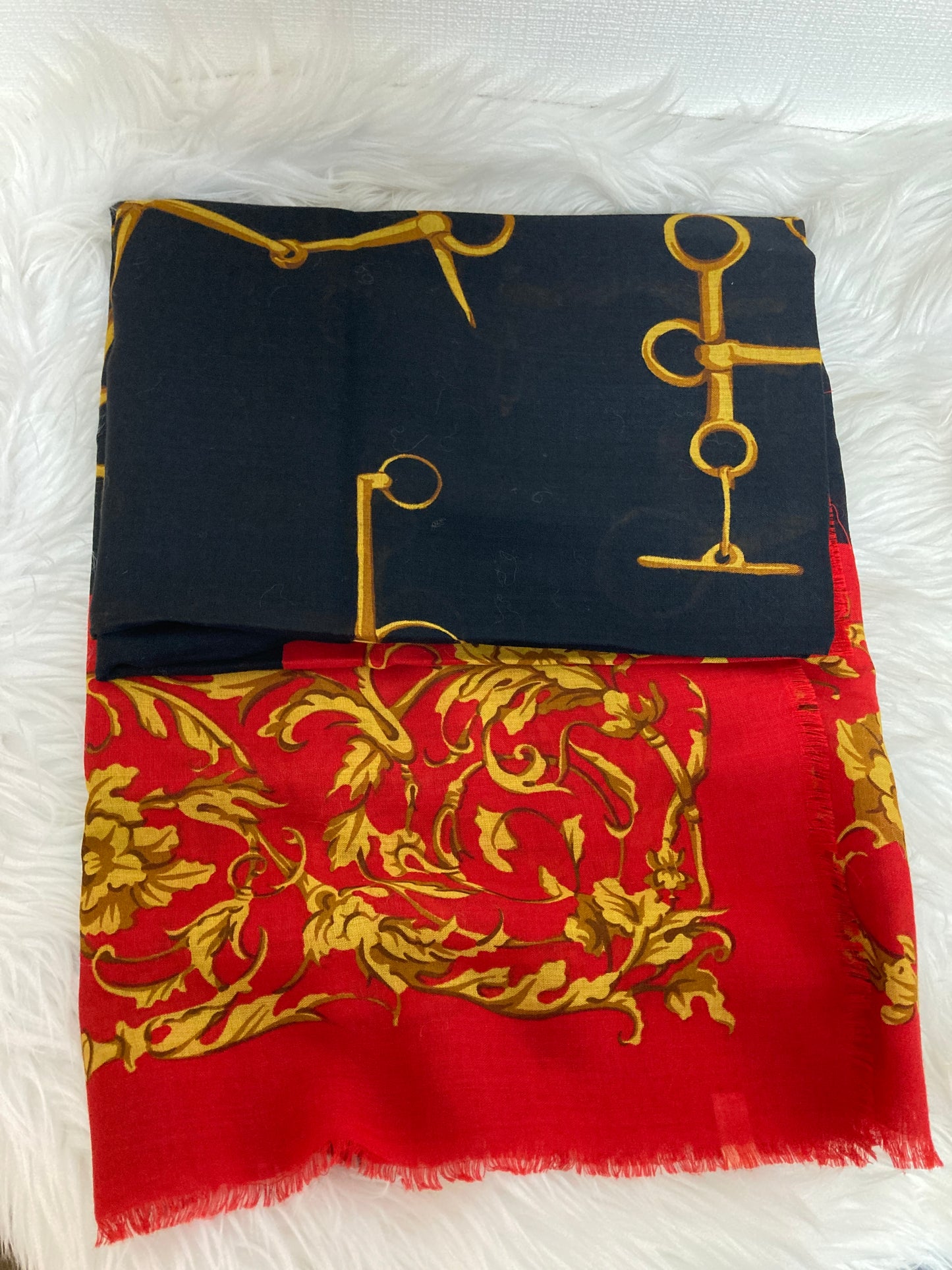 Gucci Red Scarves A-14579