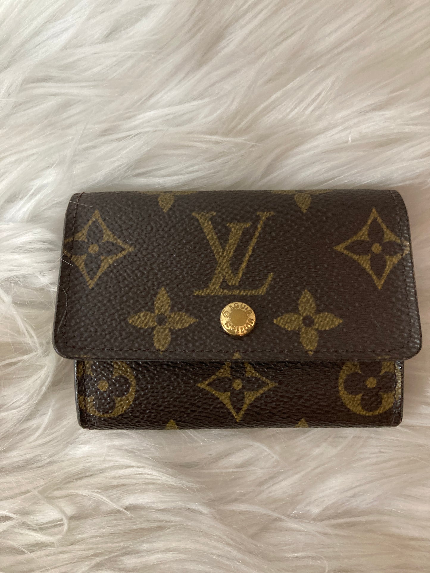 Louis Vuitton Brown Wallets A-14587