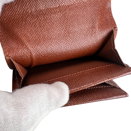 Louis Vuitton Brown Wallets A-14587