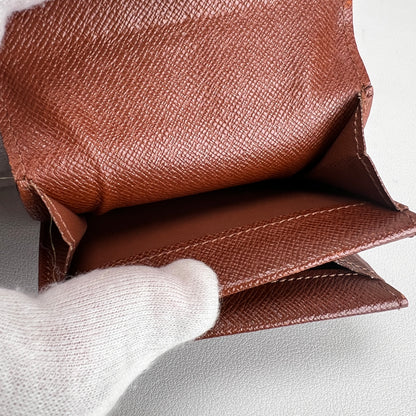 Louis Vuitton Brown Wallets A-14587