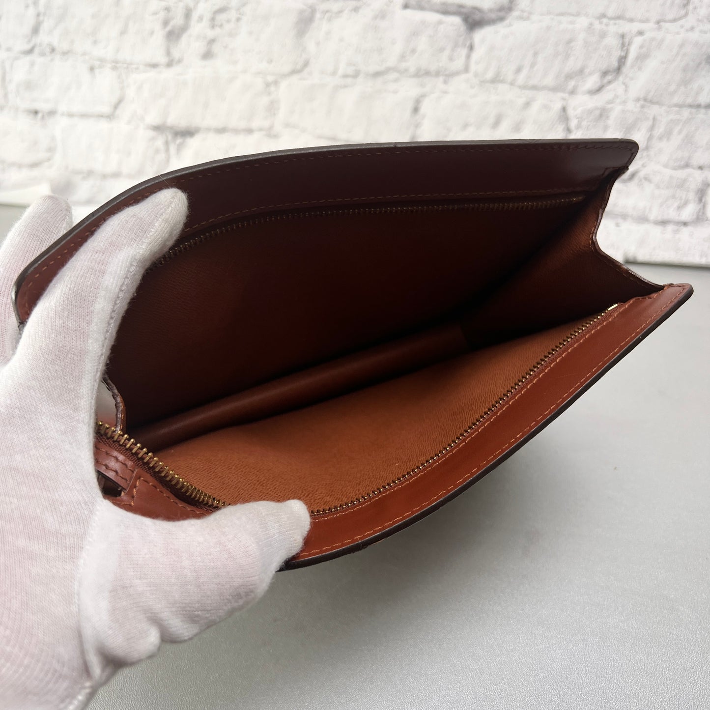 Louis Vuitton Brown Pouches A-14589