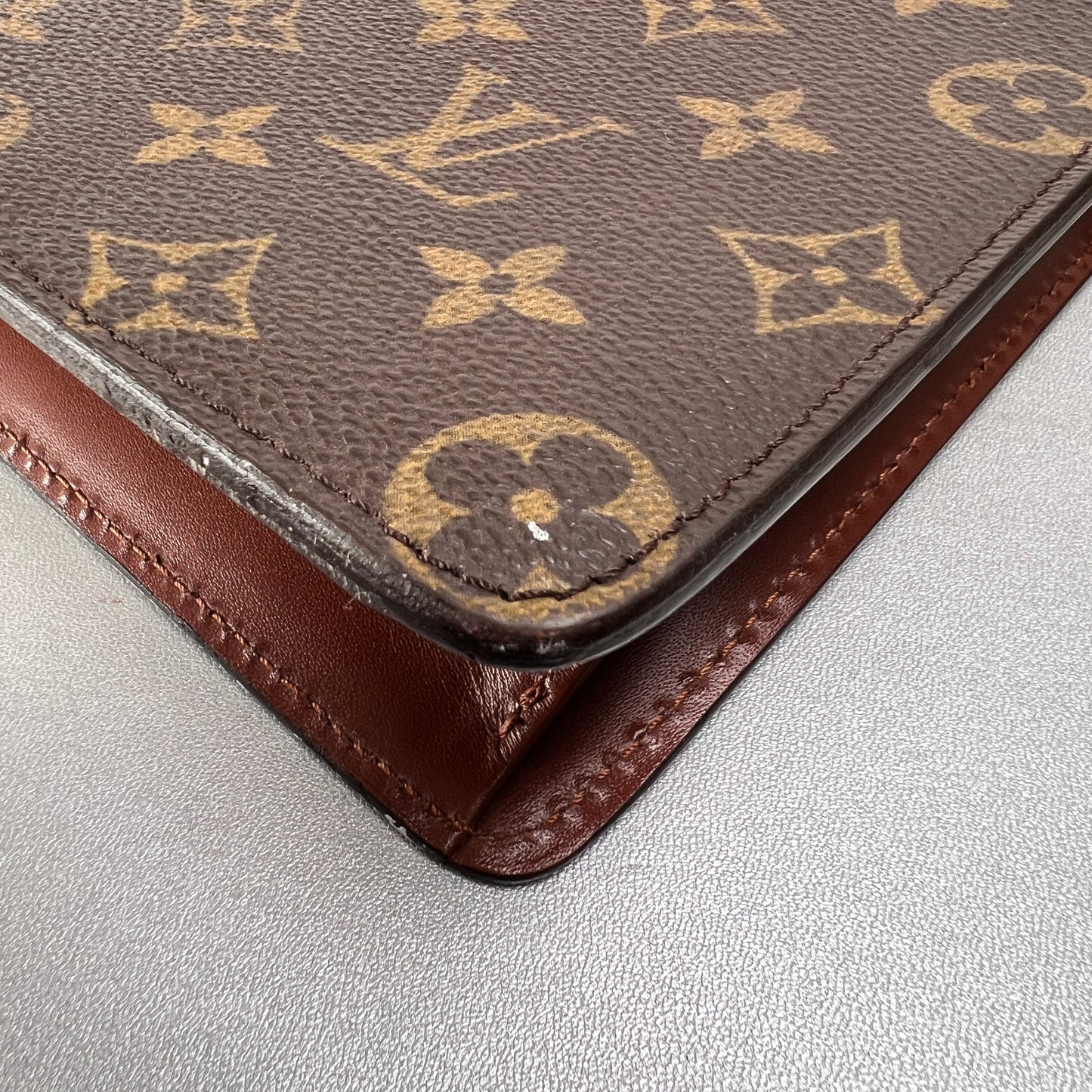 Louis Vuitton Brown Pouches A-14589