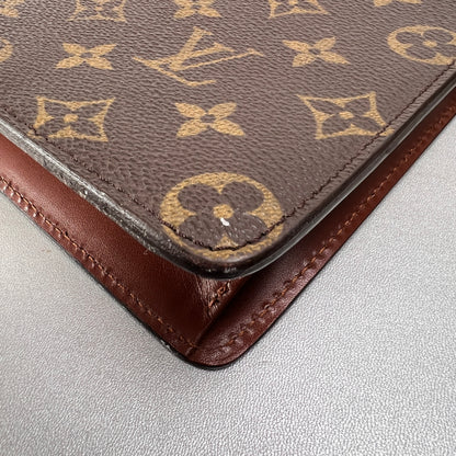 Louis Vuitton Brown Pouches A-14589