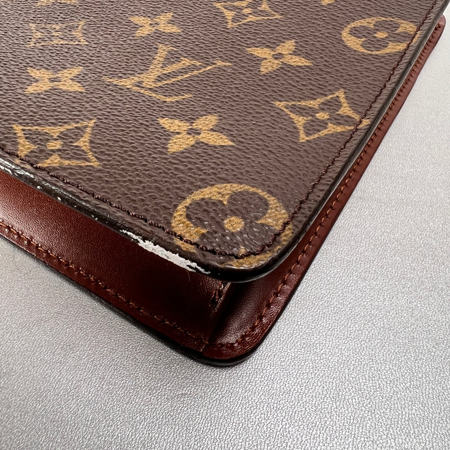 Louis Vuitton Brown Pouches A-14589