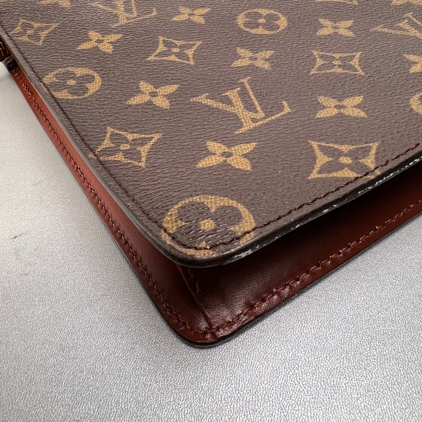 Louis Vuitton Brown Pouches A-14589