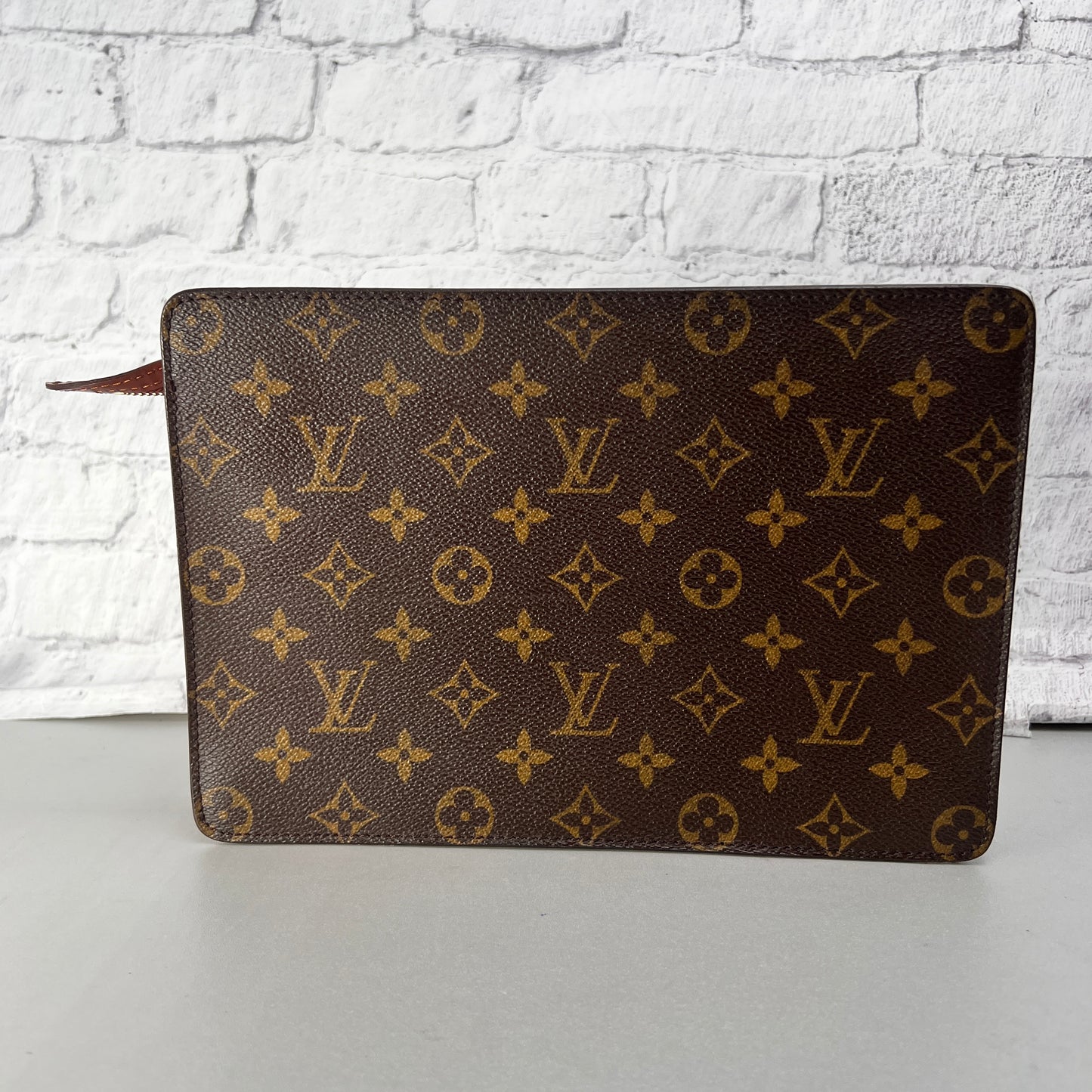 Louis Vuitton Brown Pouches A-14589