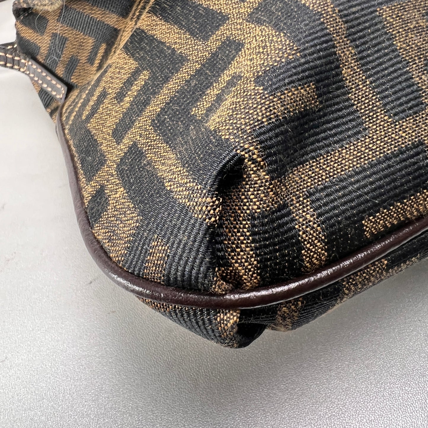 Fendi Brown Shoulder Bags A-14593