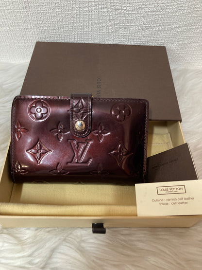 Louis Vuitton Red Wallets A-14595