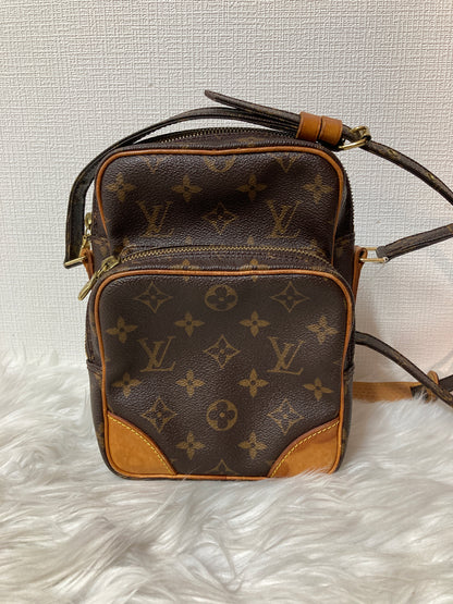 Louis Vuitton Brown Shoulder Bags A-14597
