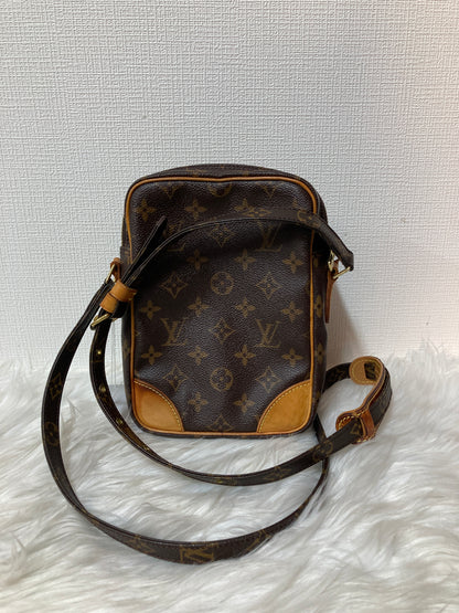 Louis Vuitton Brown Shoulder Bags A-14597