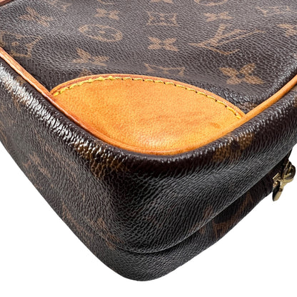 Louis Vuitton Brown Shoulder Bags A-14597