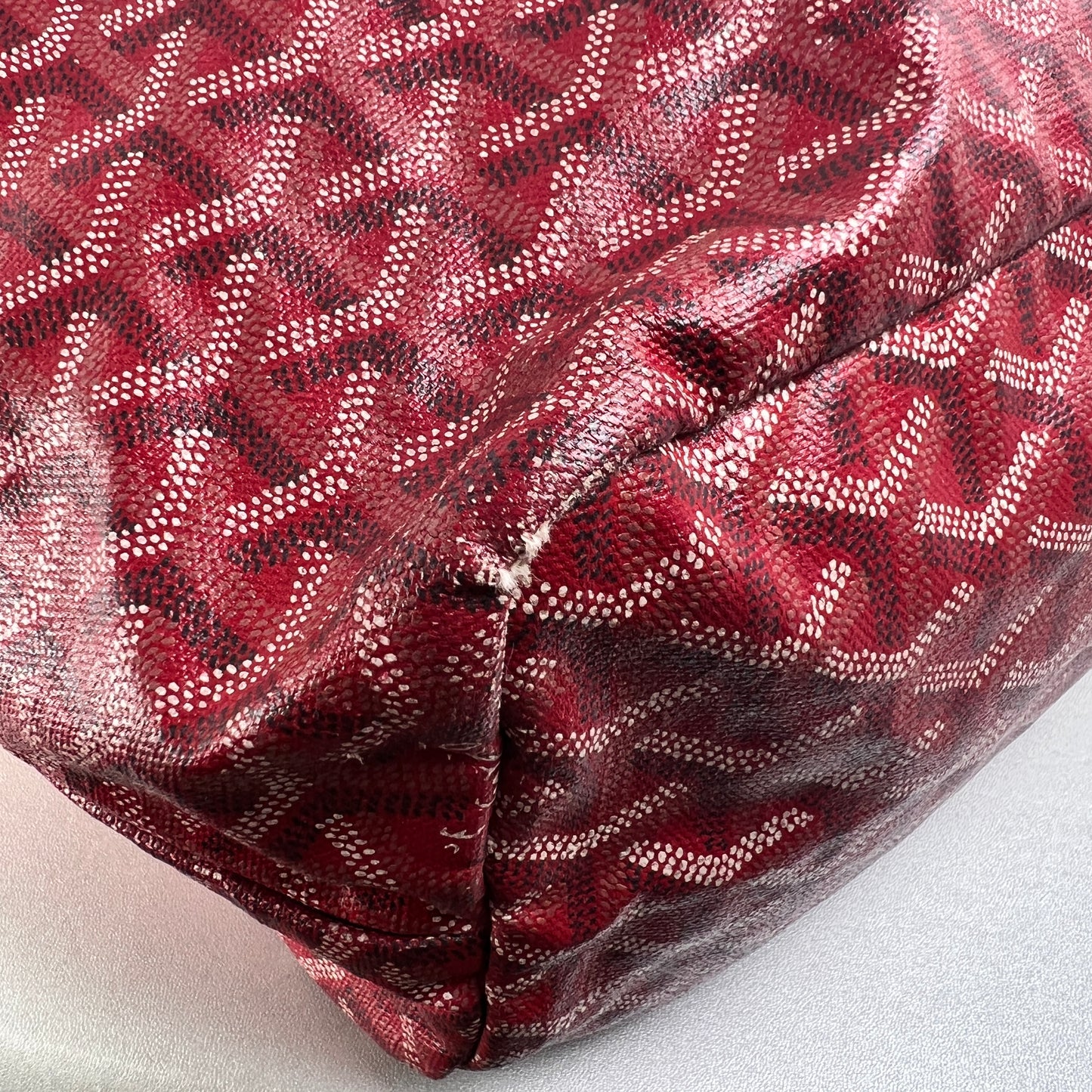 Goyard Red Tote Bags A-14599
