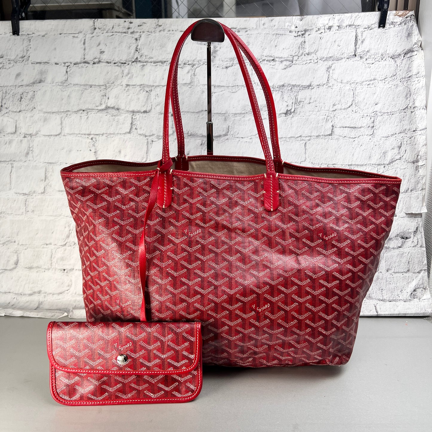 Goyard Red Tote Bags A-14599
