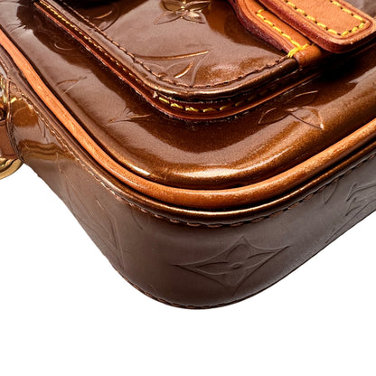 Louis Vuitton Brown Shoulder Bags A-14606