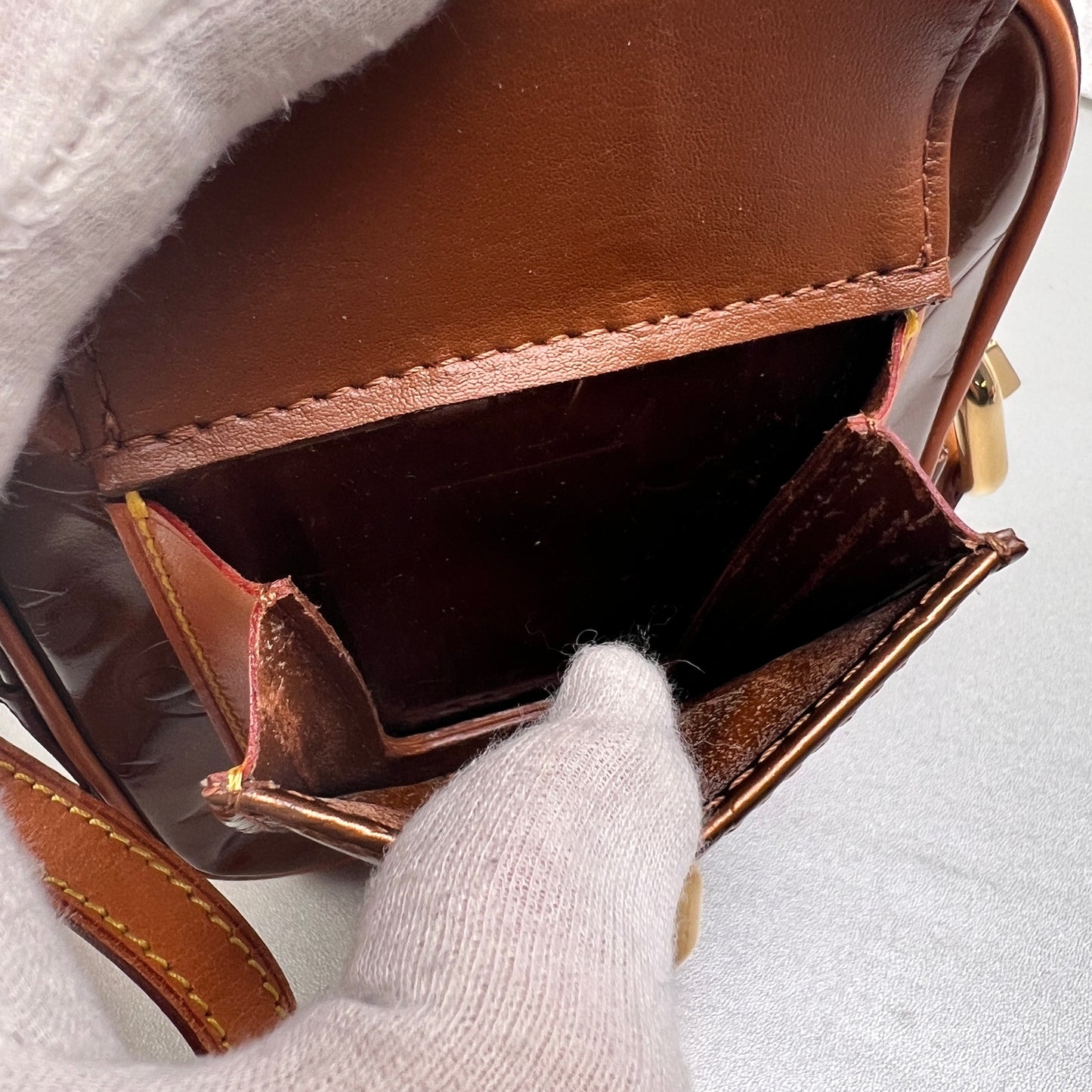 Louis Vuitton Brown Shoulder Bags A-14606