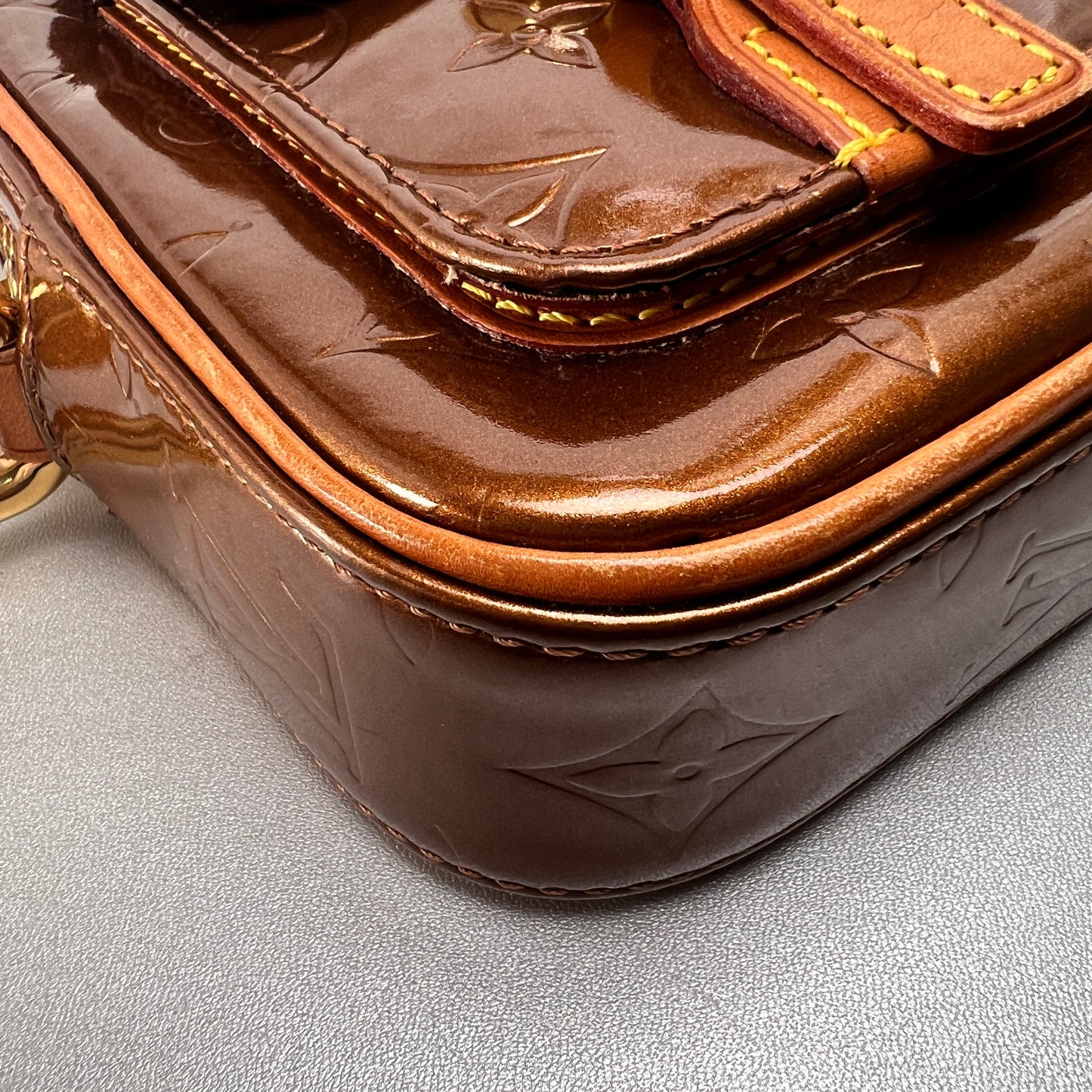 Louis Vuitton Brown Shoulder Bags A-14606