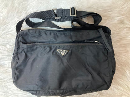 Prada Black Shoulder Bags A-14608