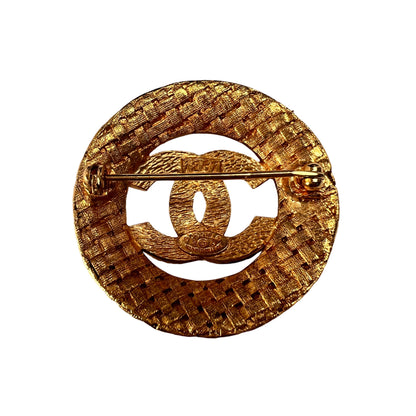 Chanel Gold Brooches A-14610