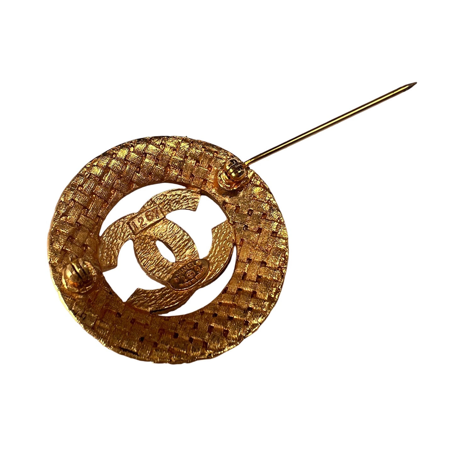 Chanel Gold Brooches A-14610