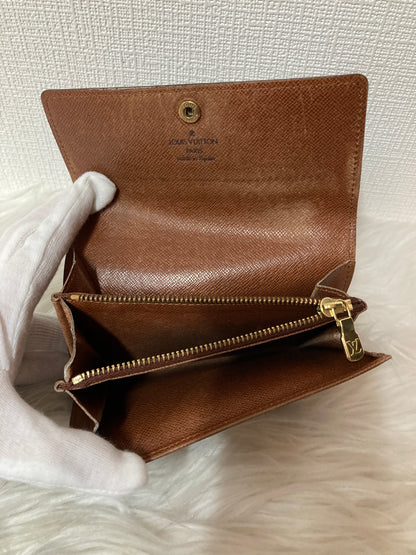 Louis Vuitton Brown Wallets A-14616