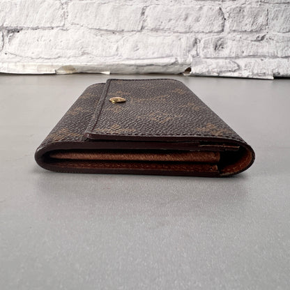 Louis Vuitton Brown Wallets A-14616