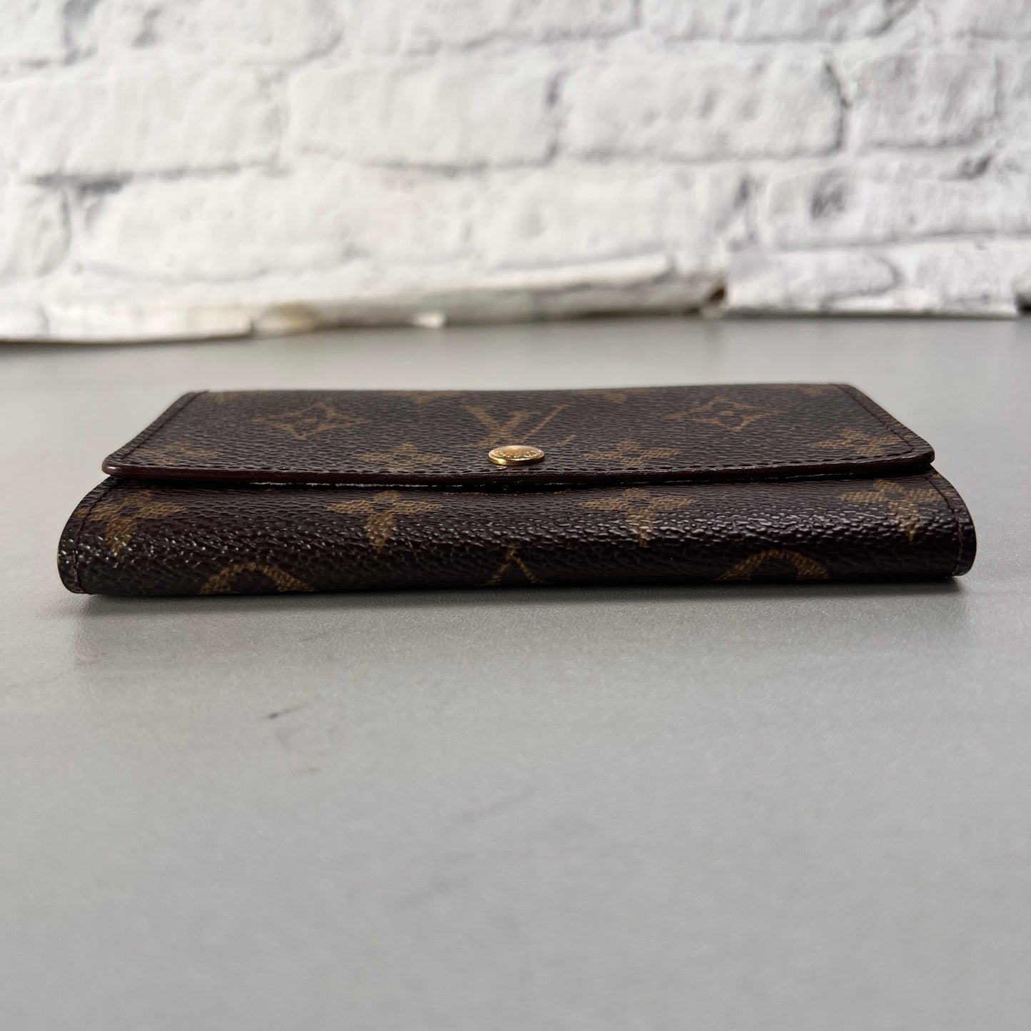 Louis Vuitton Brown Wallets A-14616