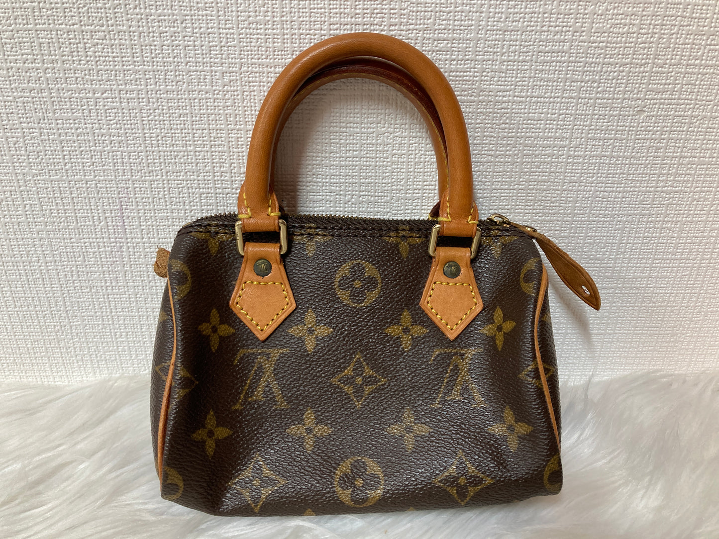 Louis Vuitton Brown Handle Bags A-14626
