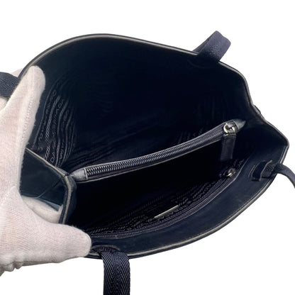 Prada Black Shoulder Bags A-14627