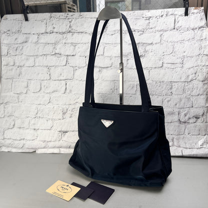Prada Black Shoulder Bags A-14627
